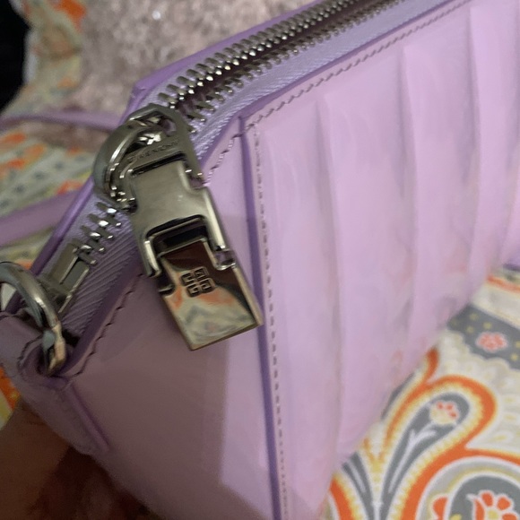 Givenchy Lilac Quilted Patent Leather Bag - Picture 4 of 6